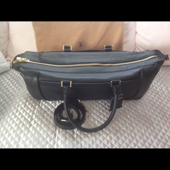 🚫SOLD🚫LV YOGA BAG Epi Dhanura GM - Picture 3 of 8